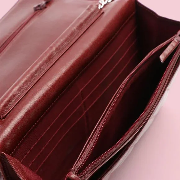 Chanel Burgundy Wallet on Chain in Quilted Lambskin - Picture 4 of 8